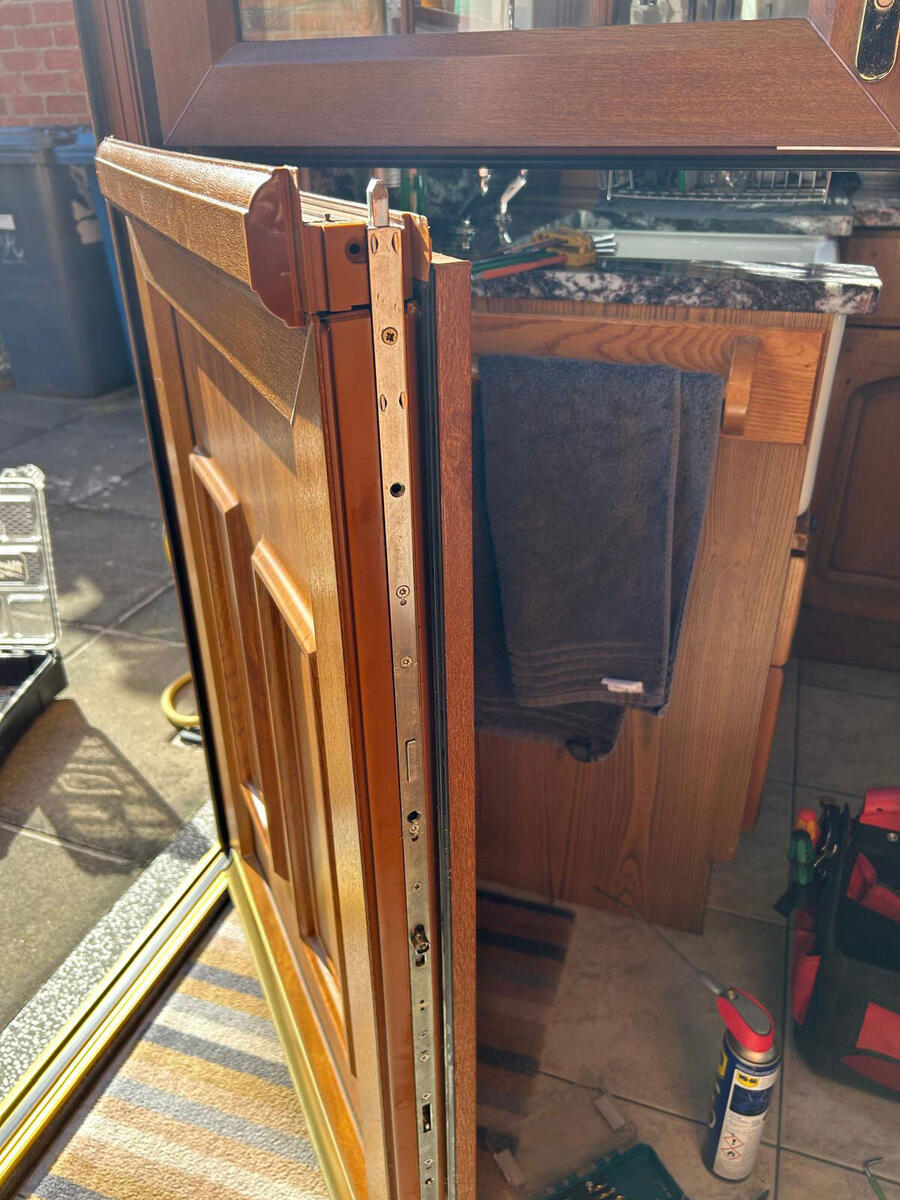 Flintham: uPVC Door Mechanism Repair