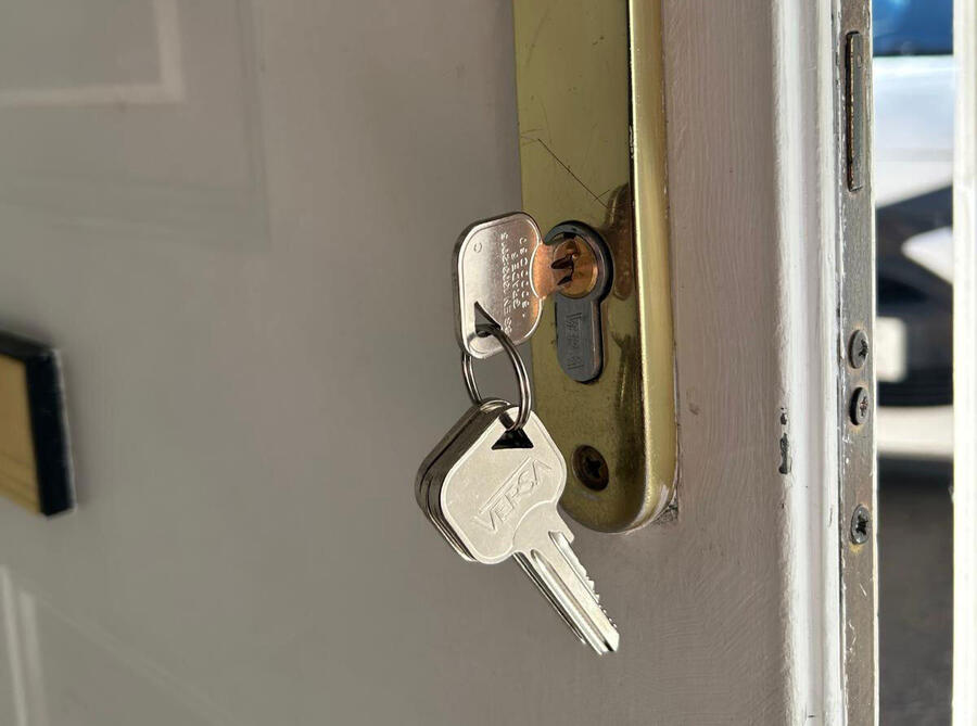 Emergency Locksmith: Customer Locked Out in Coddington